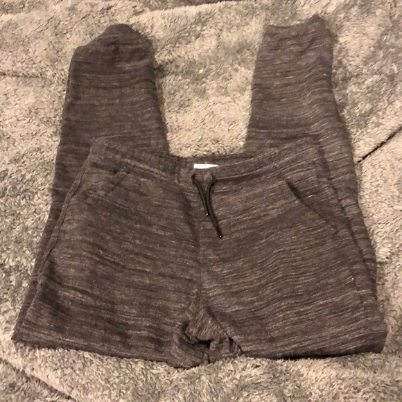 Boys size 14 pants: 2 jns (hrdly worn) & 2 swtpnt - Picture 4 of 8